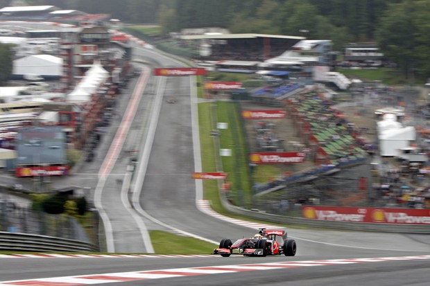 Trulli jedan, Hamilton dva