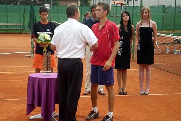 Šetnja Mektića do titule