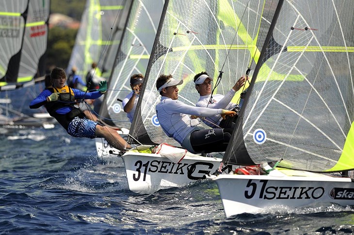 EP 49er: Idealni uvjeti prvog dana