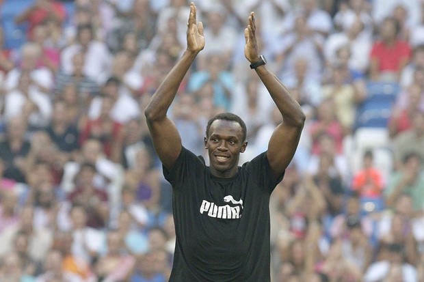 Bolt: "Igrati s Rooneyjem bila bi čast"