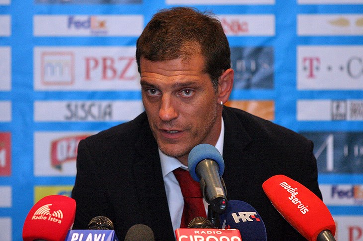 Bilić protiv, Gerrard za Capella