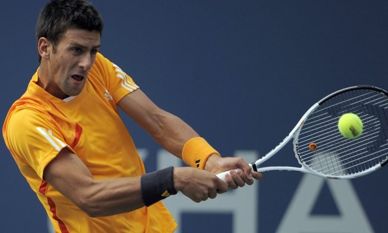 Nole prvi polufinalist