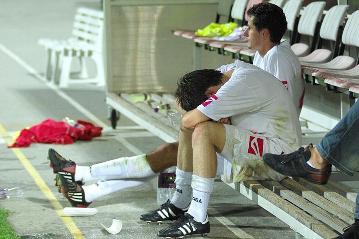 Bez bodova i Pavlovića