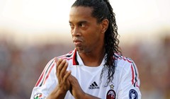 Ronaldinho nazadovao do klupe