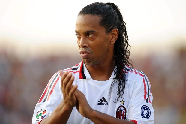 Ronaldinho nazadovao do klupe