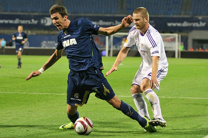 I nebo se rasplakalo nad Dinamom