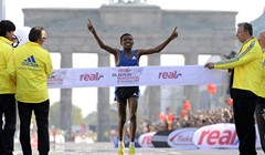 Car u Berlinu svoj na svome