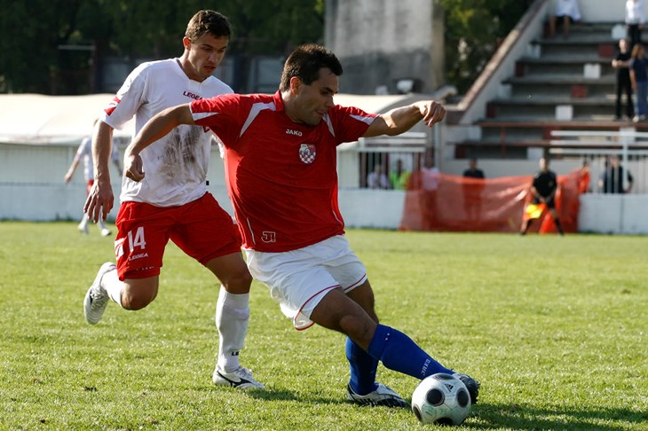 Vodeći dvojac krenuo s pobjedama