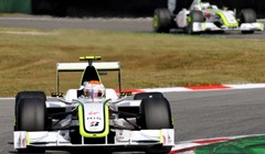 "Očekujem Buttonov naslov"