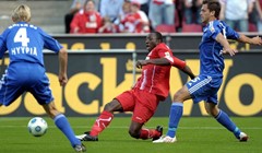 Dortmundska Borussia zbog problema u obrani pozvala na probu Manuela Friedricha