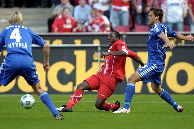 Dortmundska Borussia zbog problema u obrani pozvala na probu Manuela Friedricha