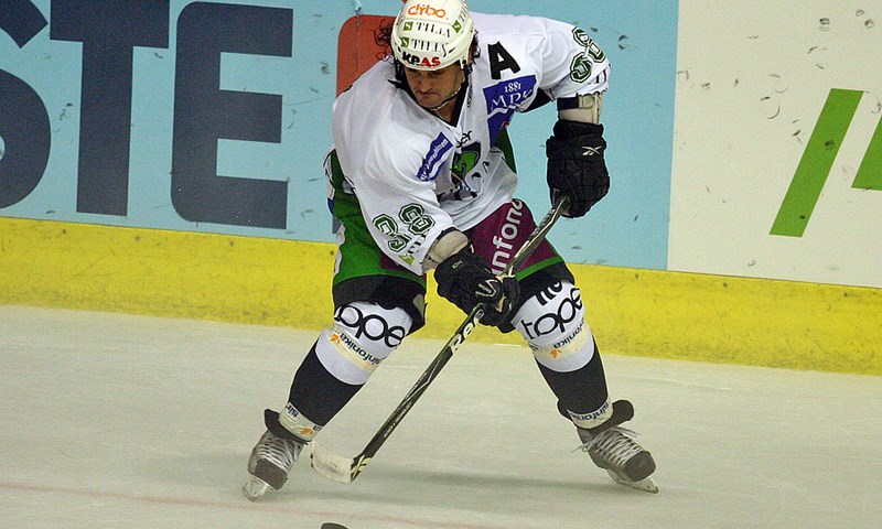 Olimpija se izvlači, 99ersi poraženi