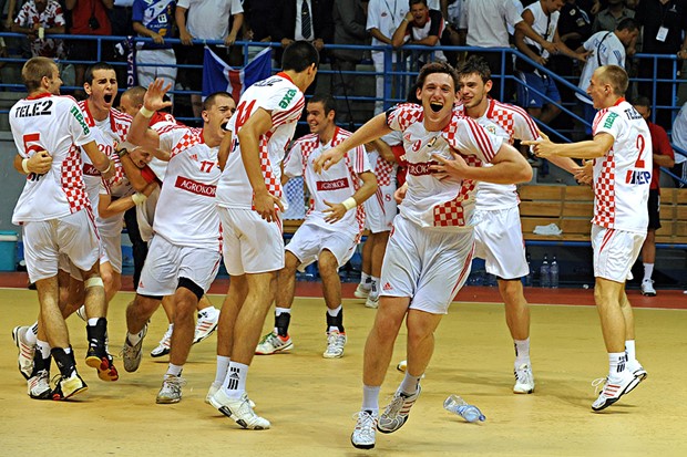 Hrvatski juniori protiv Slovenije, Švedske i Rumunjske