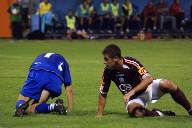 Besek: "Izgorjeli od želje"