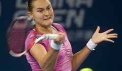 Petrova šokirala Serenu