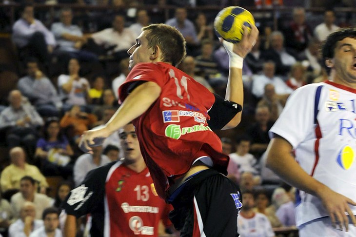 Koldingu vrh, Ademaru prvo slavlje