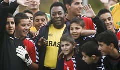 "Drago mi je zbog Maradone"