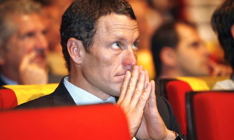 Armstrong propušta Giro