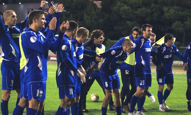 Modri skinuli Dinamo