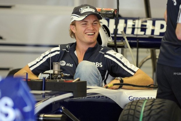 Rosberg putuje po naslov