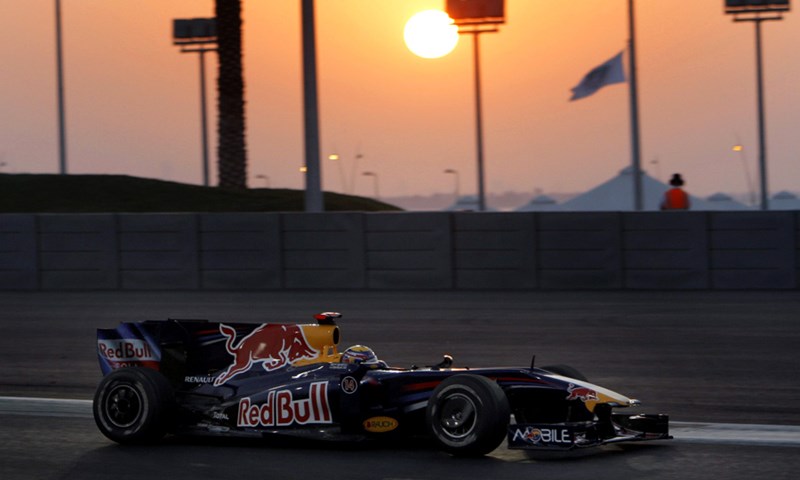 Red Bull nešto teži, Kovalainenu kazna