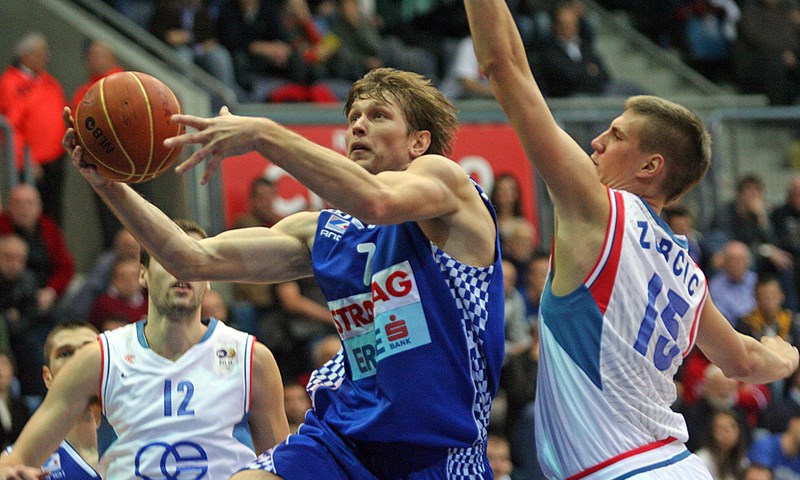 Zadar vodio, Cibona slavila u derbiju