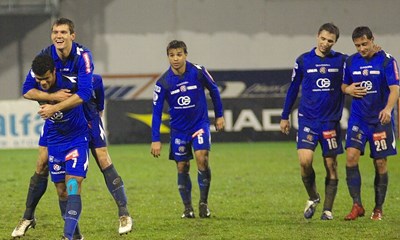 Dinamo napredovao, Hajduk ispao