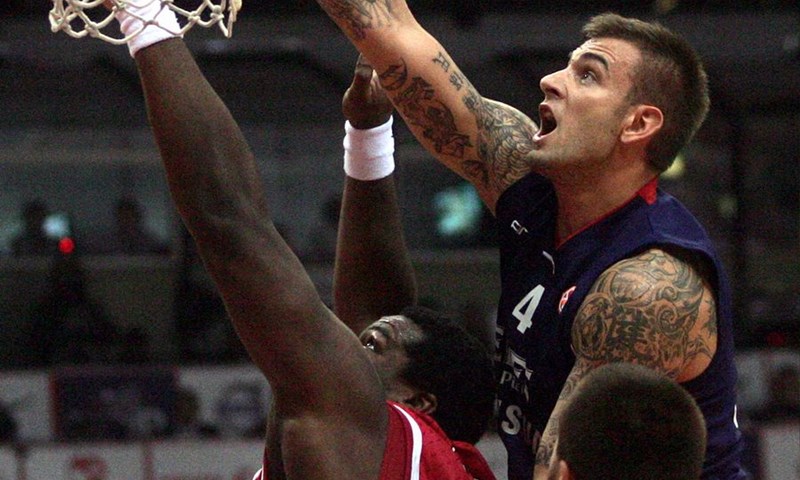 Vujčiću pobjeda, Kasunu "double-double"