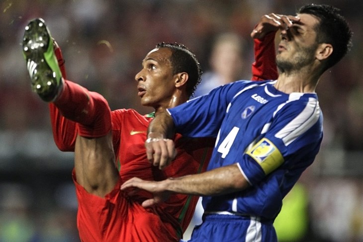 Spahić napustio Sevillu, na posudbi u Rusiji do kraja sezone