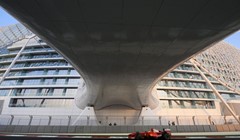 Mercedes odškrinuo Räikkönenova vrata