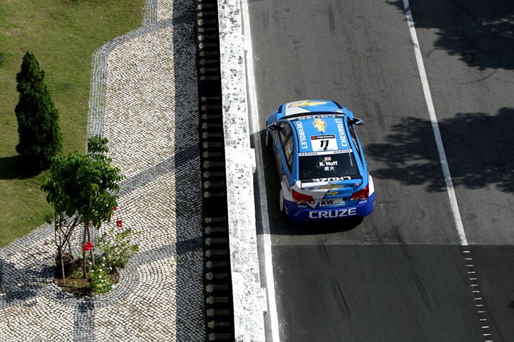 WTCC: Huff i četvrtu godinu zaredom osvojio pole u Makau, titula se bliži