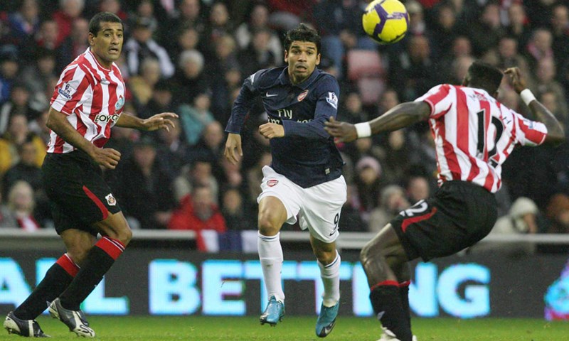 Bent presudio Arsenalu, Chelsea rutinski