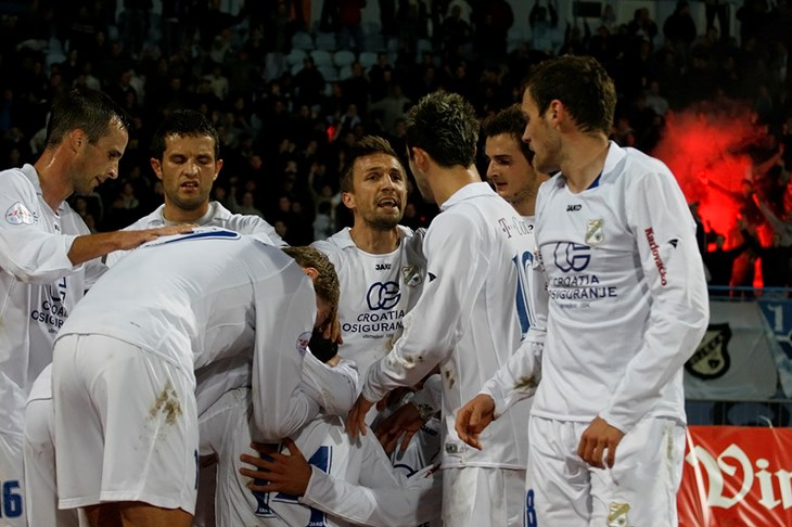 Makedonac na Kantridi?