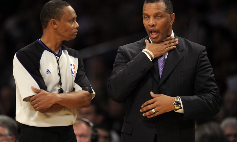 FANATIK: Alvin Gentry sam sebe intervjuirao nakon utakmice