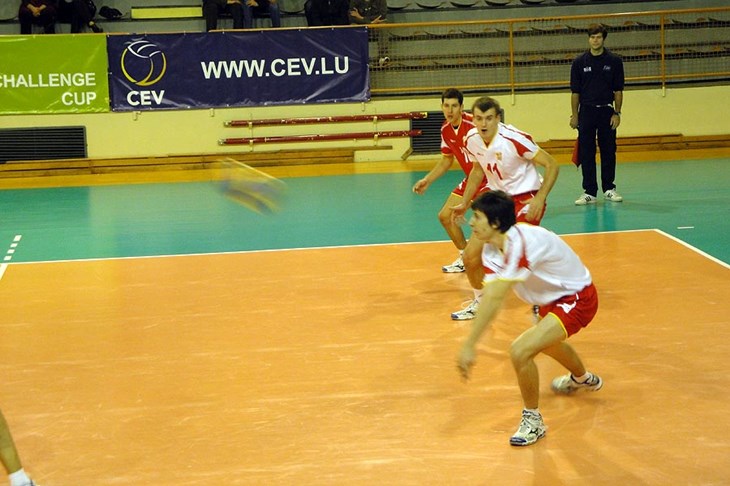 Mladost u finalu Challenge kupa!