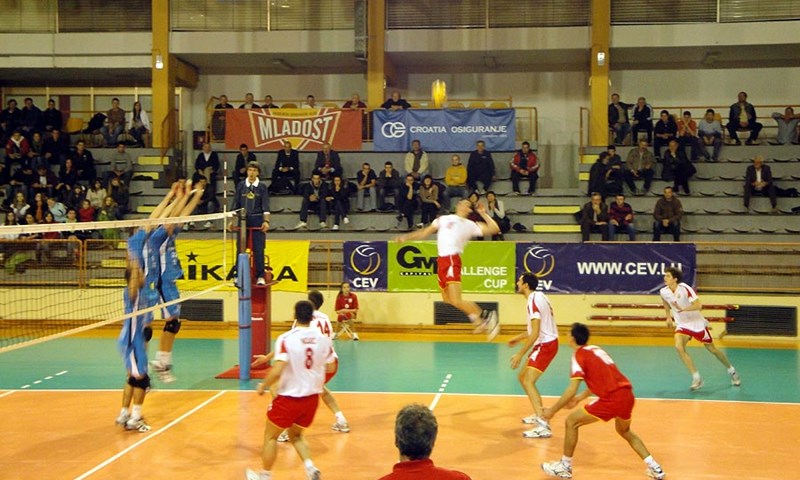 Odbojkaši zagrebačke Mladosti svladali Austrijance na startu Challenge kupa