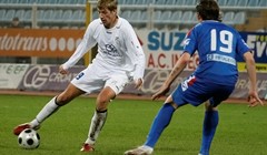 Rijeka protiv Armenaca bez golova