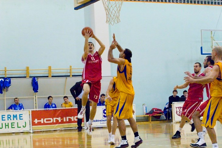 Pobjednički start za Svjetlost Brod