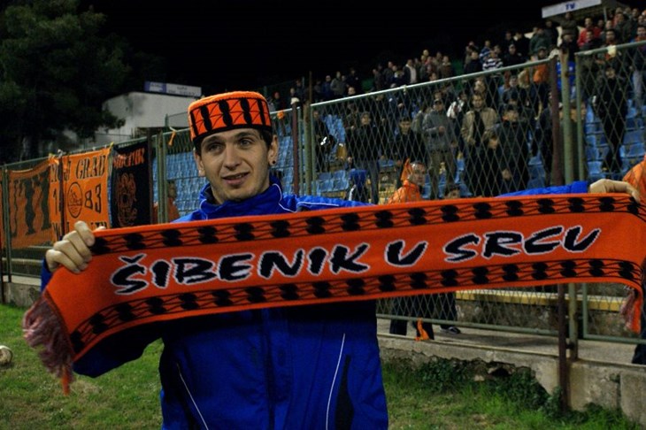 Ermin Zec nema radnu dozvolu!