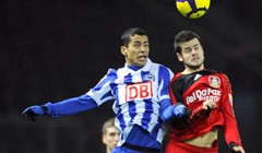 Bayer proklinje sudačku nadoknadu