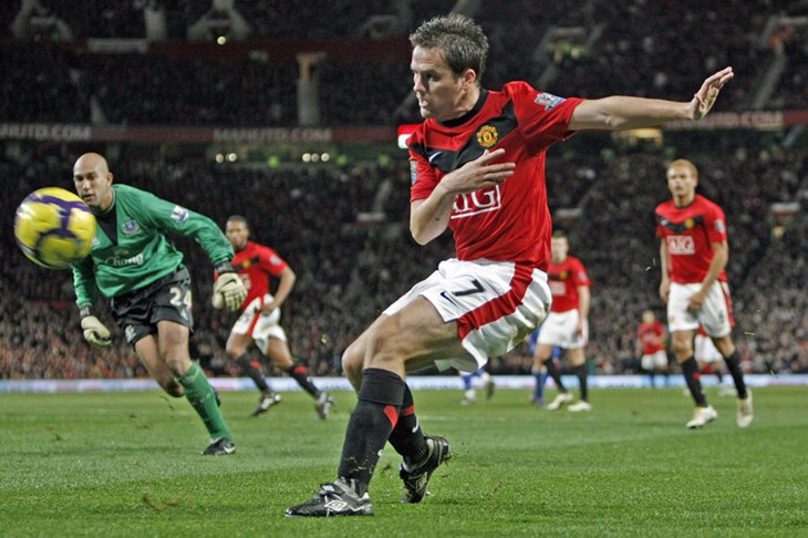 "Zašto Rooney igra, a Owen ne?"