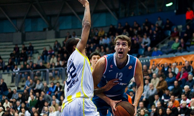 Cibona može sa sebi ravnima