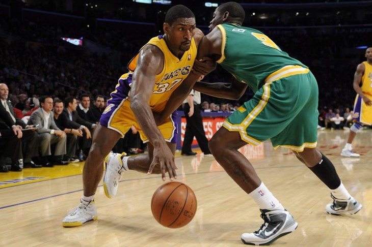 Artest ozlijeđen u padu niz stepenice