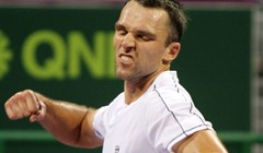 Karlović nadoknadio set i break