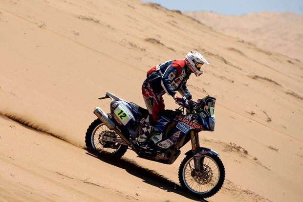 Video: Coma kažnjen, Sainz vodeći