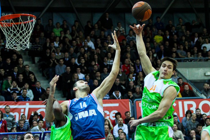 Cibona u petoj jakosnoj skupini