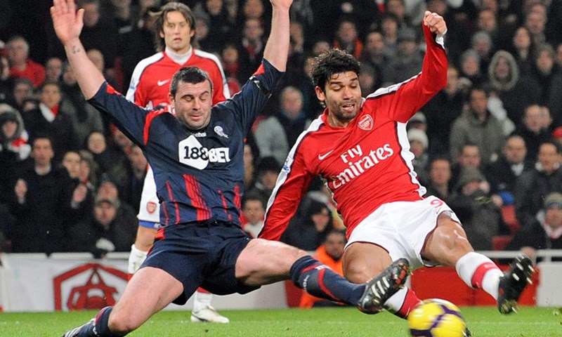 Arsenalu vrh, Tottenhamu poraz na Anfieldu