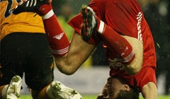 Steven Gerrard opet na terenu