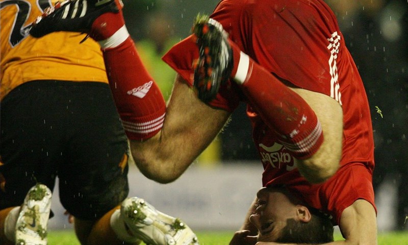 Steven Gerrard opet na terenu