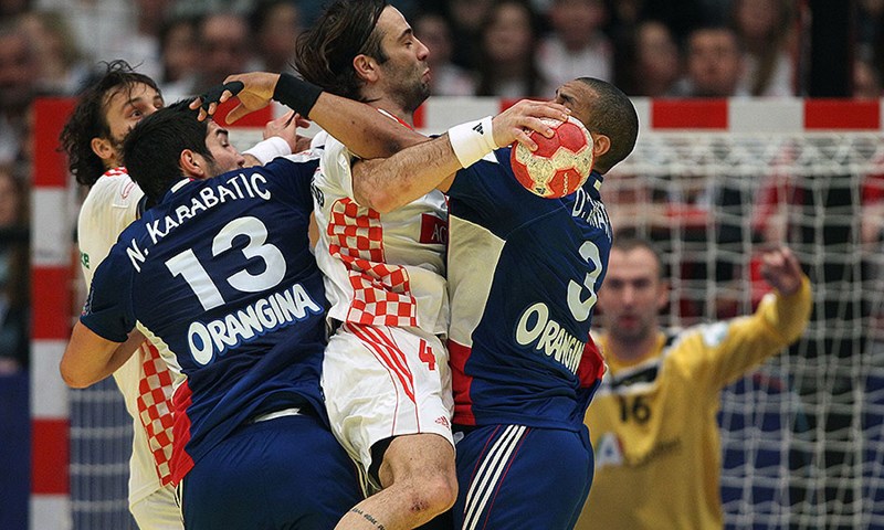 Igra vrijedna srebra, srce vrijedno zlata
